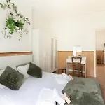 Bright & Charming Apartment In Paris 1Bdr