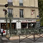 Bright & Charming Apartment In Paris 1Bdr